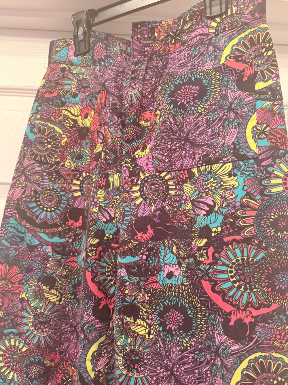 Nooworks California trousers featuring a busy, multicoloured floral print. - Picture 2 of 5